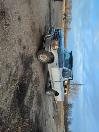 5.0L, XL, standard, 285,000 kms, brand new fuel tanks and pumps, new timing chain and gaskets, oil p...