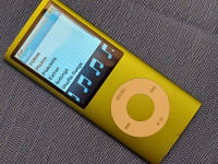 Apple iPod 4 Generation 8GB A1285..Good condition,