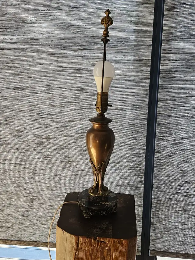 Art Deco table lamp in Indoor Lighting & Fans in Cornwall - Image 5