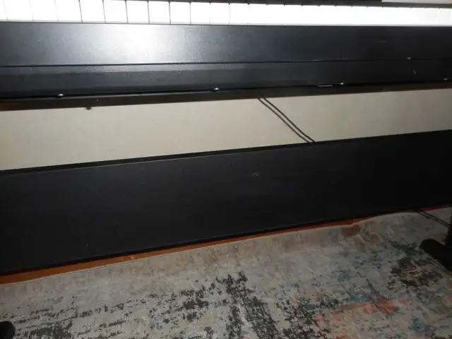 CASIO 88-key CDP135 Piano digital in Pianos & Keyboards in Dartmouth - Image 8