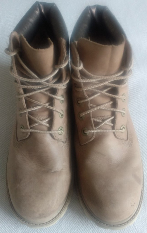 TIMBERLAND BOOTS SIZE M7 W9 UNISEX in Other in City of Toronto - Image 2