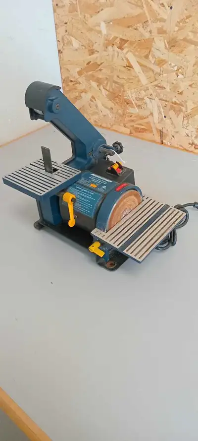 Mastercraft belt/disc Sander. Used, but good condition Based on similar items listed on Kijiji, I've...