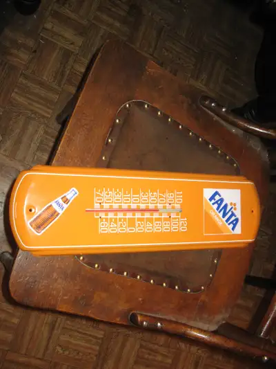 thermometre de reproduction prix varie entre 100$ a 150$ chaque$, View more