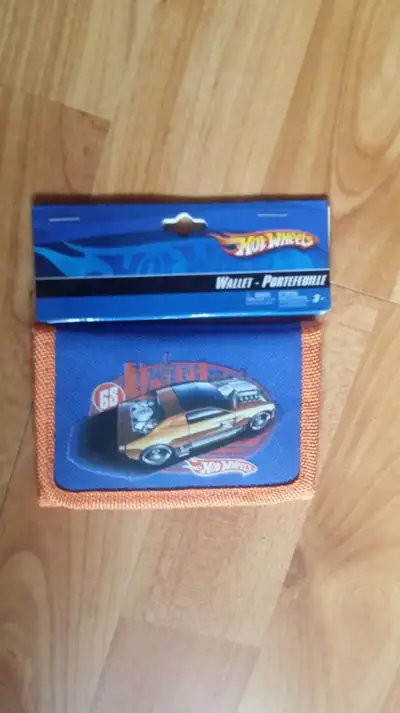 New Carded Hot Wheels Wallet Made For The Canadian Market, View more