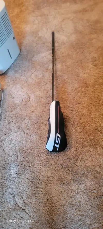 Looking to improve your drive? I'm selling a used Titleist DT3 10 Degree driver in good condition, p...
