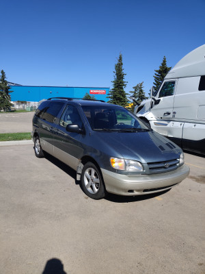 1998 Toyota Sienna