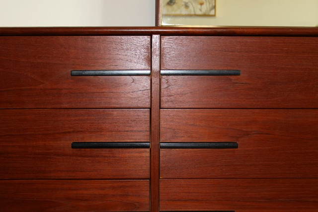Mid Century Teak Dresser with Mirror in Dressers & Wardrobes in Markham / York Region - Image 3