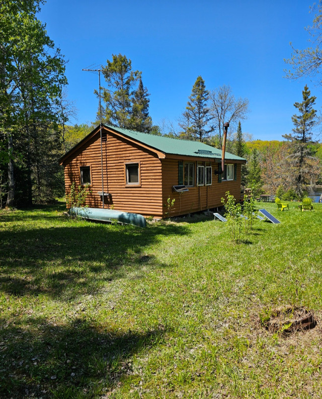 Hunt camp...2 minutes easy waterfront access launc Land for Sale