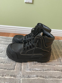 Steel toe shoes size 10, like new, worn once