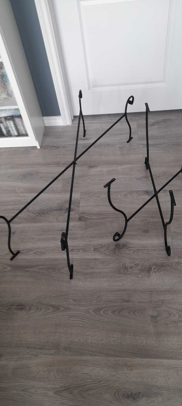 Wrought iron coffee table and 1 end table legs in Other Tables in Sudbury - Image 4