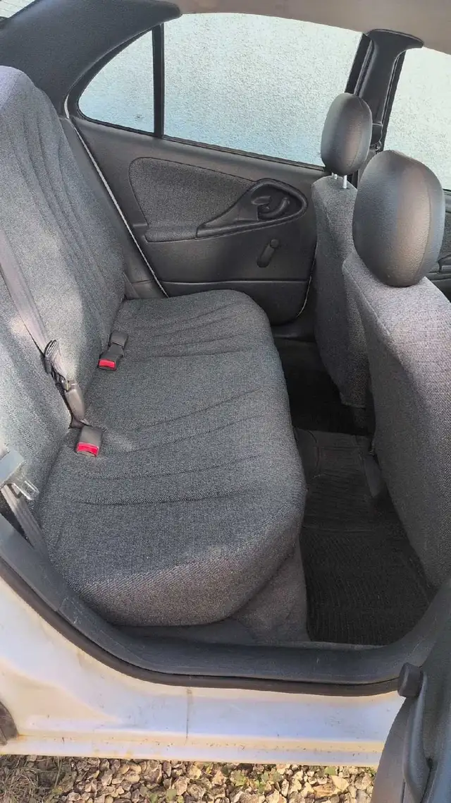 2004 Chev Cavalier 579671777597859845