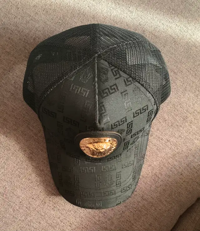 Versace trucker snap back63760519194627120