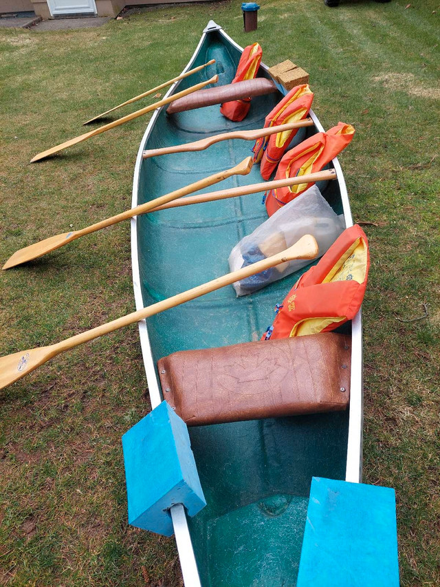 16' Great Canadian Canoe ,SOLD in Water Sports in Dartmouth - Image 2