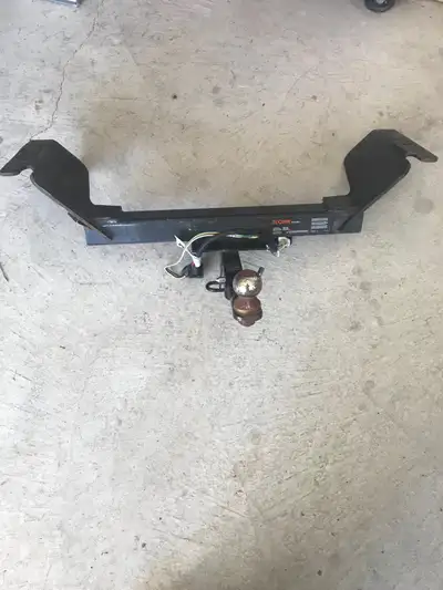 Hitch with harness $150 obo