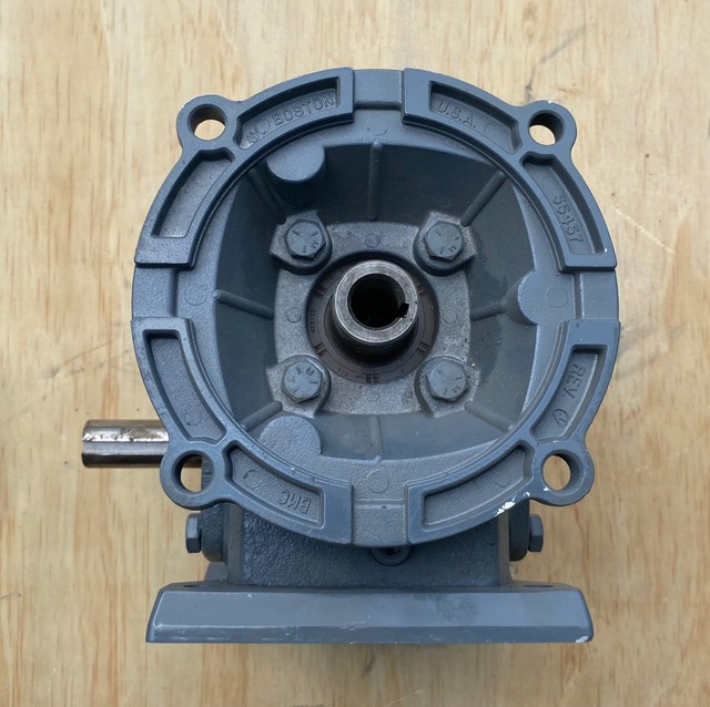 Gear Box réducteur de vitesse 20:1 dans Autres équipements commerciaux et industriels  à Granby - Image 3