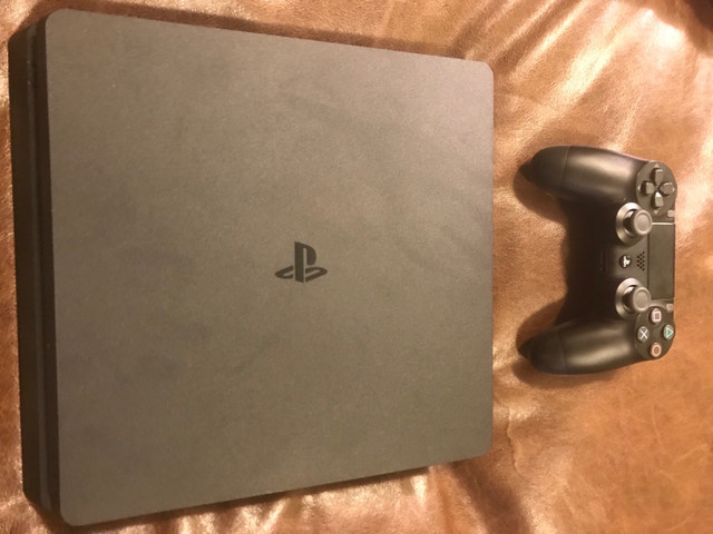 Ps4 Slim 1TB  in Sony Playstation 4 in Whistler