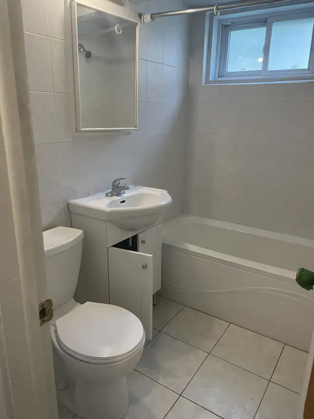 Studio, Bachelor, 2½ Apartment in Saint-Léonard