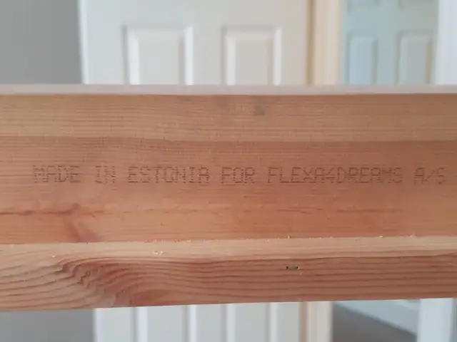 Loft bed with spacious desk Flexa4Dreams. in Beds & Mattresses in Sarnia - Image 11