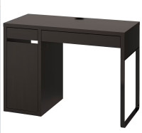 iKea: Study or Computer table - Just like new