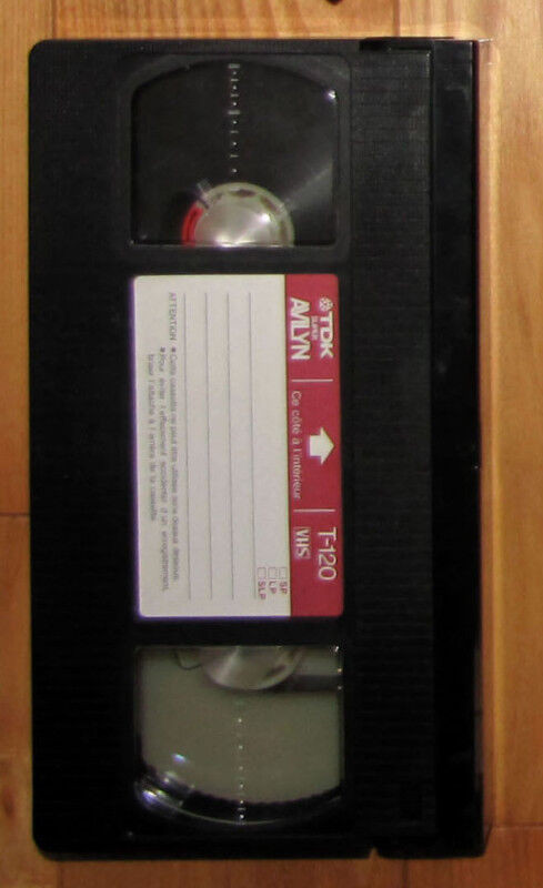transfert et numérisation de cassettes DV, 8mm, VHS dans CD, DVD et Blu-ray  à Longueuil/Rive Sud - Image 2