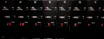 Yamaha TX816 8-Module FM Synthesizer 1984 - 8 x 16 VOICE DX7s !, View more