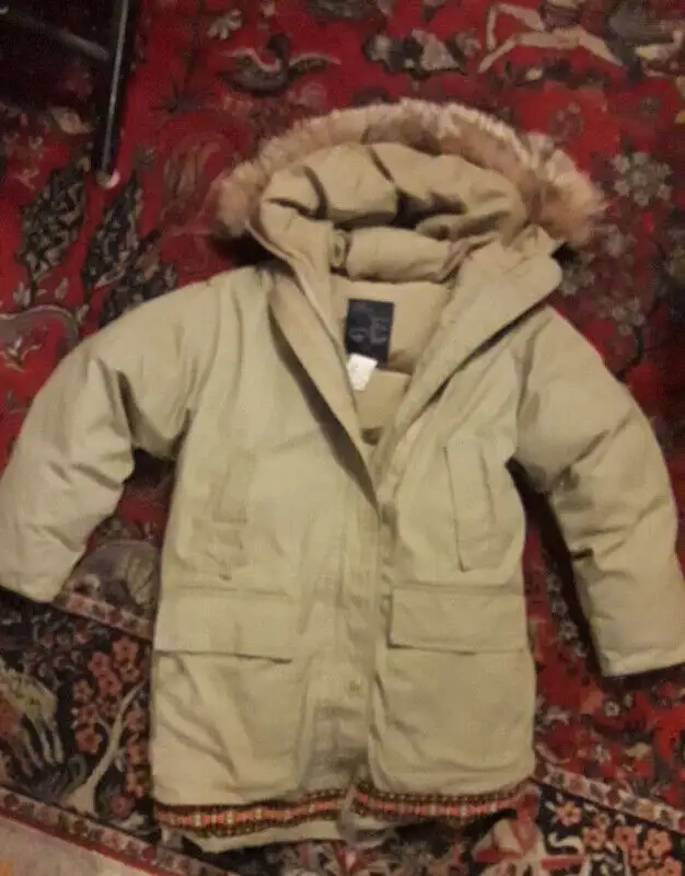 Vintage women's down-filled Snow Goose Parka (1980s) in Women's - Tops & Outerwear in City of Montréal - Image 2
