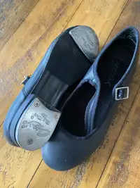 CAPEZIO Tap Shoes