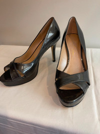 Marc Fisher Ladies Platform Dress Shoes Dark Grey Size 7