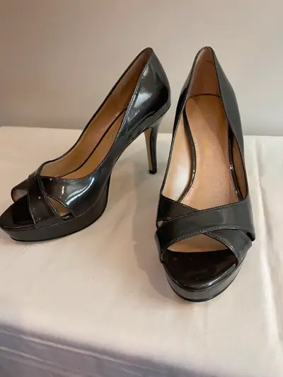 Marc Fisher Ladies Platform Dress Shoes Dark Grey Size 7, View more