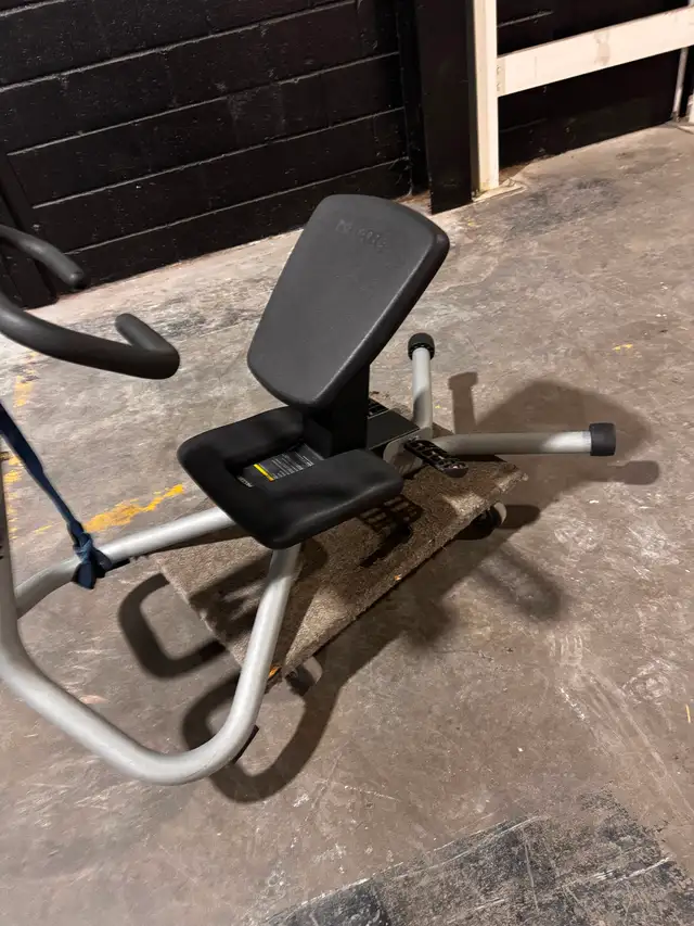 Precor Stretch Trainer544331326094069764