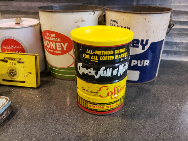 Collection of vintage tins in Arts & Collectibles in Guelph - Image 3