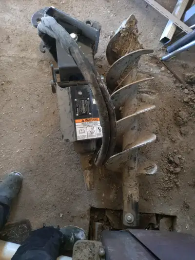 Ony used a few times, bought new from dealer. Was fitted onto a Bobcat e35i excavator. $6500 like ne...