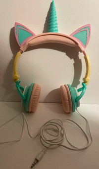 Headphones - LED Light-Up Unicorn