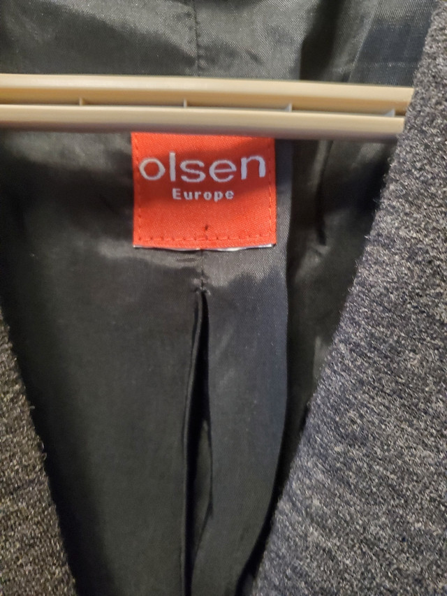 Women's Olsen  Dress Suit New Size 4 in Women's - Dresses & Skirts in Mississauga / Peel Region - Image 3