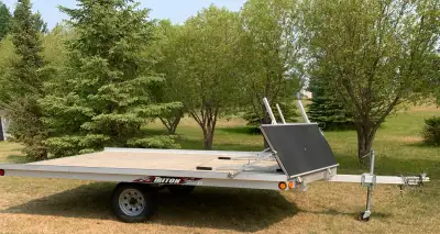 Double quad or sled trailer 2016 all aluminum like new only used twice. Drive on and off, easy flip...