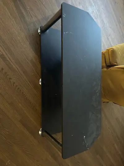 Couch and TV stand For sale in good condition (negotiable )