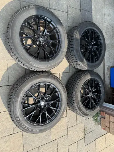 Michelin x ice winters tires 99%tread 5x114.3 bolt pattern 60.1bore Tpms tire sensors included Fits...
