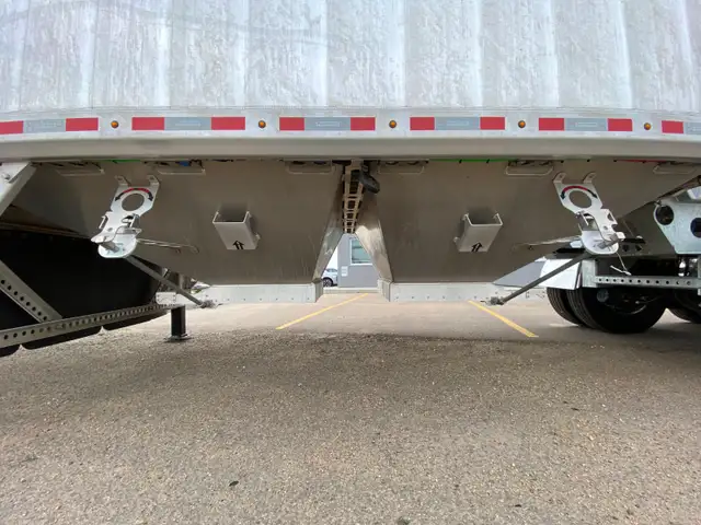 2026 PLATINUM GRAIN TRAILER, SPECIAL HARVEST PRICING $217000 | Farming ...
