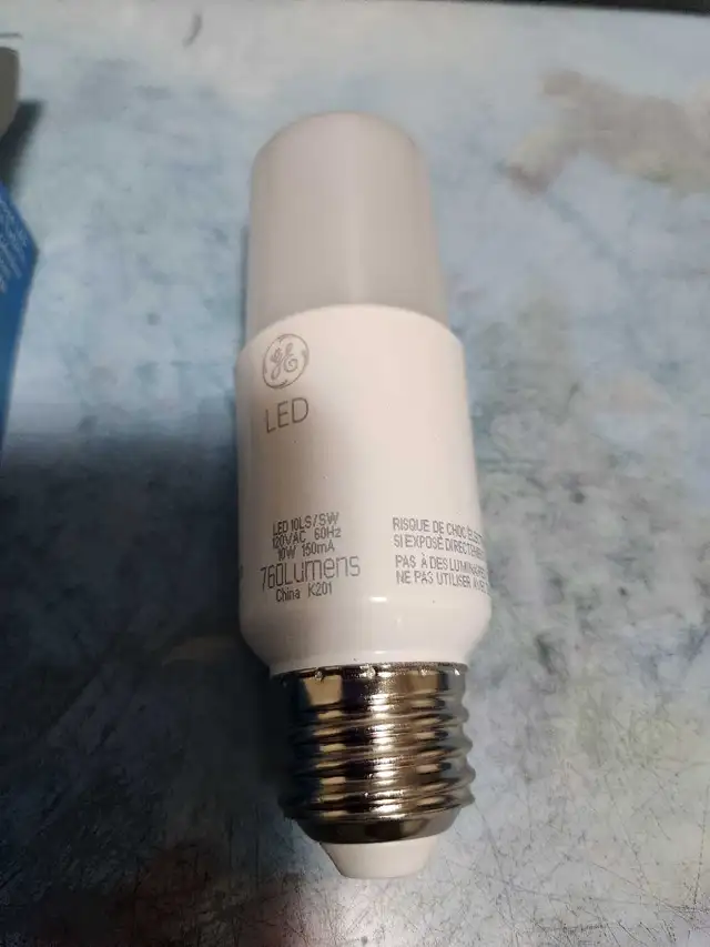 New GE LED Bright Stik in Indoor Lighting & Fans in Ottawa - Image 3