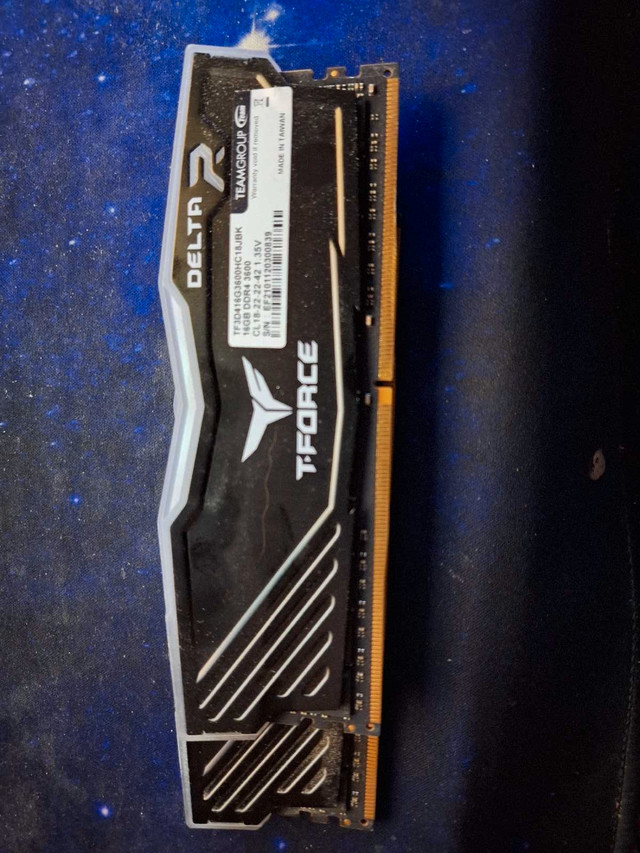32 gb ddr4 t force delta ram 3600mhz in System Components in Leamington