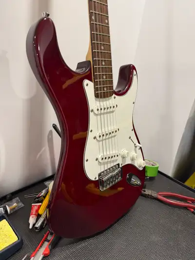 Jay Turser Electric Guitar, View more