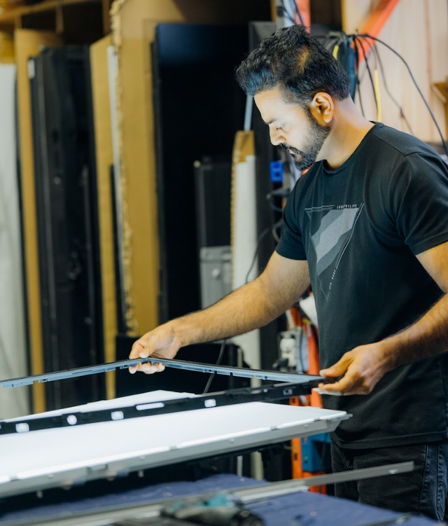 TV Repair & Parts – Samsung, LG, Sony & More | (416) 471-8463 in TVs in Mississauga / Peel Region - Image 4
