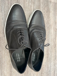 Men’s casual shoes