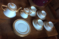 Ens. Porcelaine  LIMOGES Porcelain Tea Set