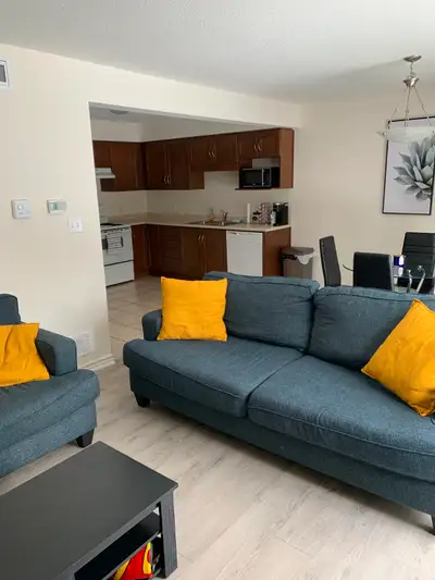 FEMALE STUDENTS PREFERRED This is a well-kept 4 bedrooms, 2.5 bathrooms unfurnished townhouse with a...