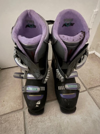 Ski Boots - Technica - made in Italy 61/2 - 40 Black with Purple