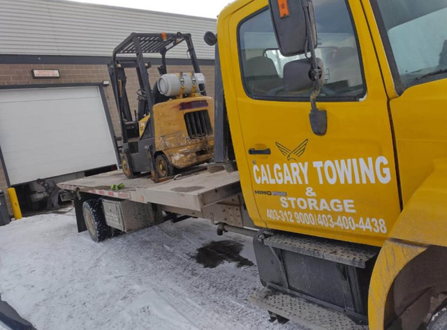 Tow truck flatbed in Other in Calgary