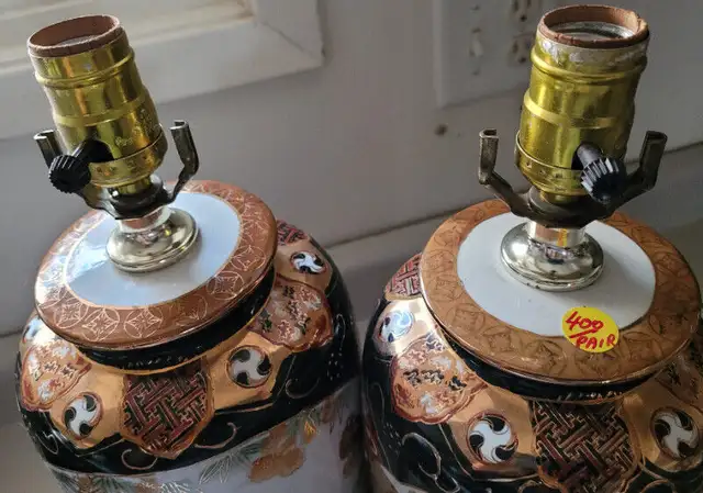 Vintage Japanese Porcelain Lamps with Geisha Girls in Arts & Collectibles in Oshawa / Durham Region - Image 10