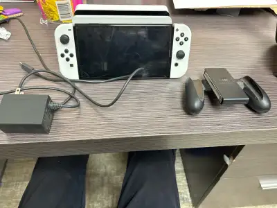 Nintendo switch OLED, View more