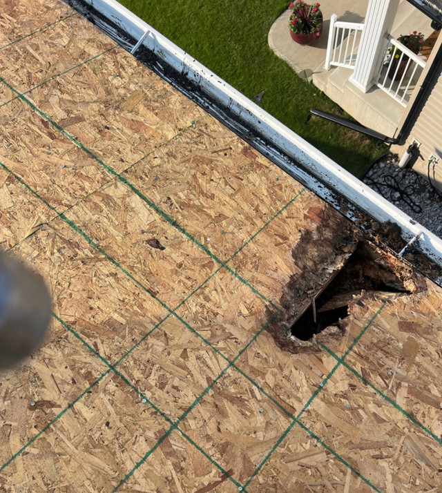 Emergency Roof Repair/siding/soffit/fascia/gutters ( 15% off)  in Roofing in Edmonton - Image 4